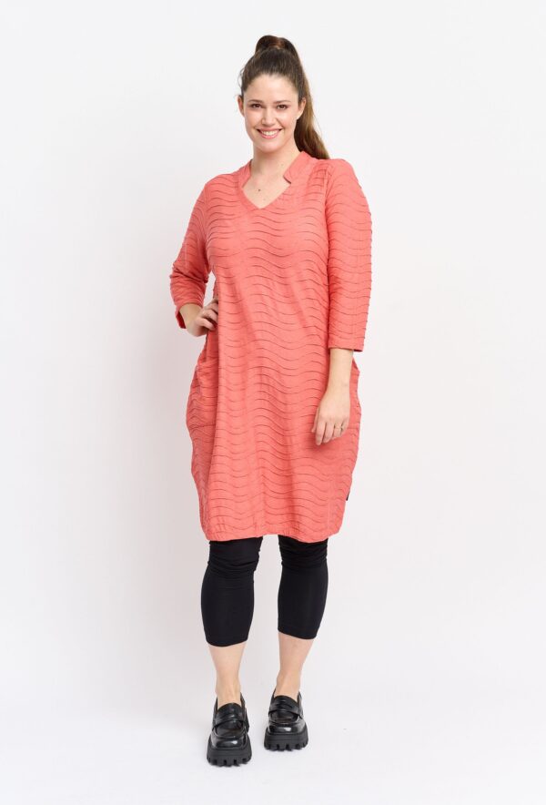 Pont Neuf - Kjole - Pndemeka Tea - Coral Red - 3xl/54-56 billede