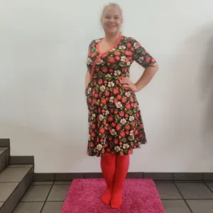 Plus size kjole - Bika Strawberry - Amamiko