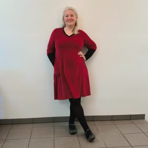 Plus size kjole Tulla Bordeaux Velvet - Amamiko