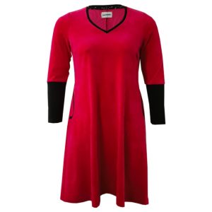 Plus size kjole Tulla Pink Velvet - Amamiko